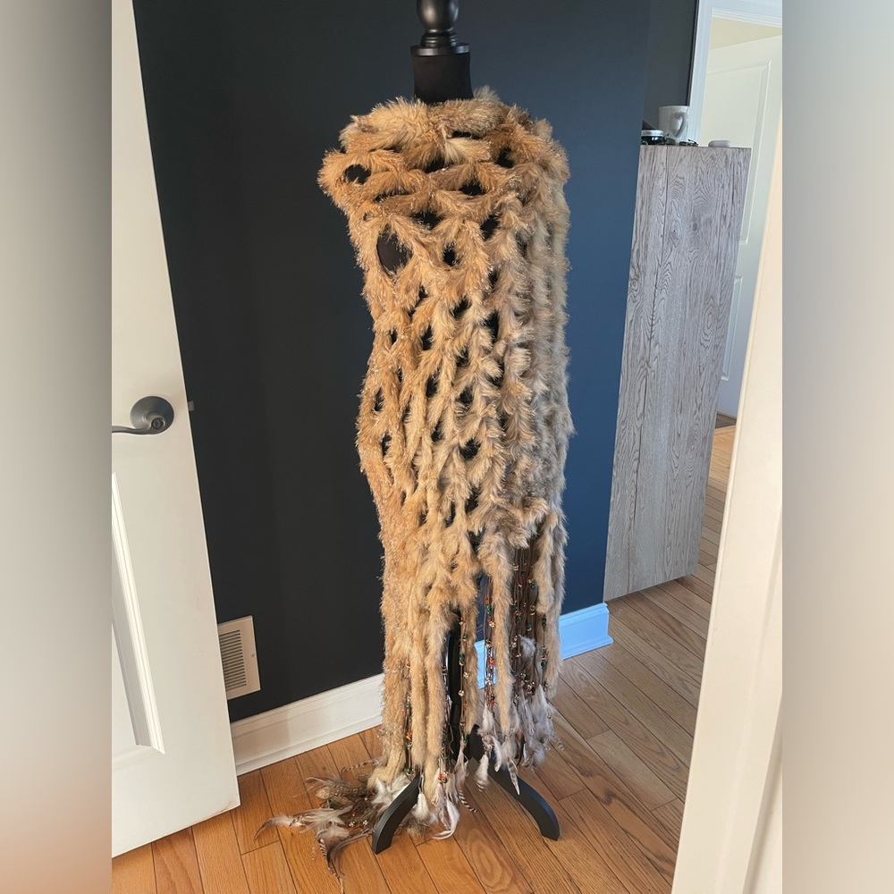 Roberto Cavalli 2005 Runway Native American Fox Fur Crystal Embellished Shawl - Picture 3 of 12